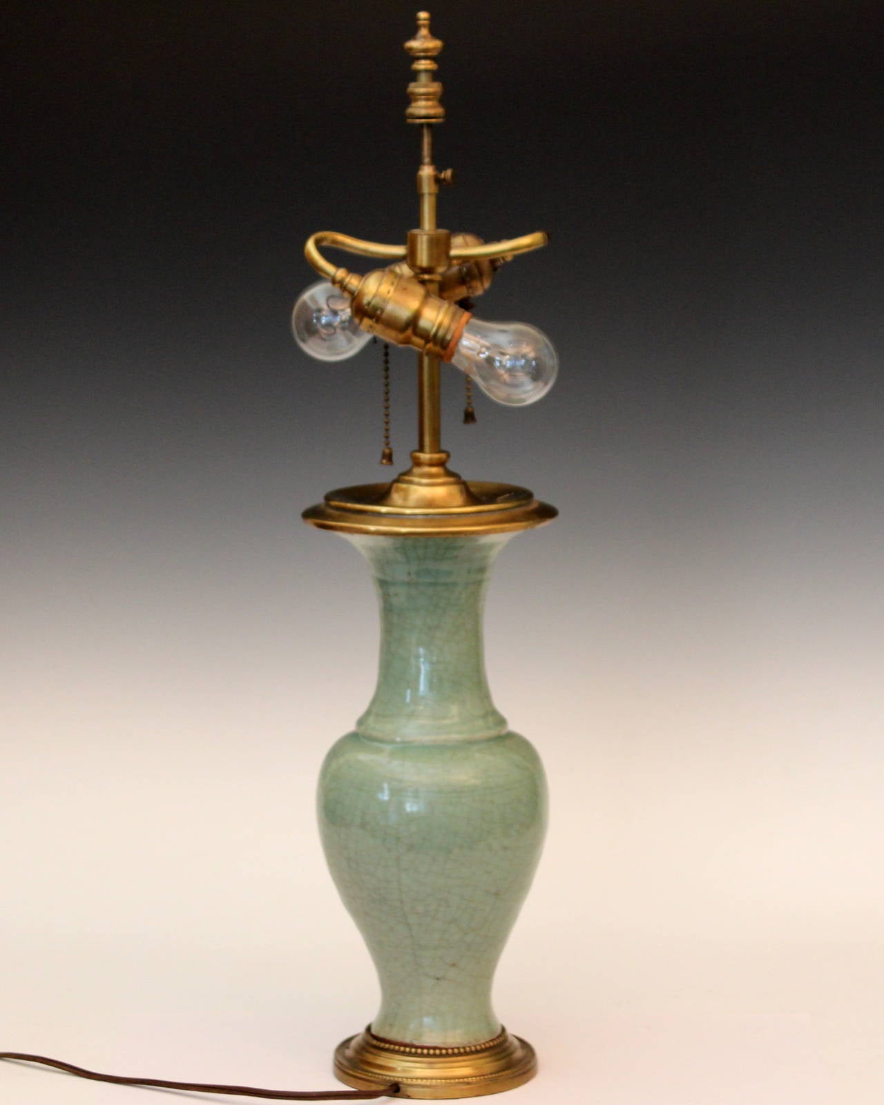 Qing Antique Chinese Porcelain Celadon Crackle Glaze Vase Lamp