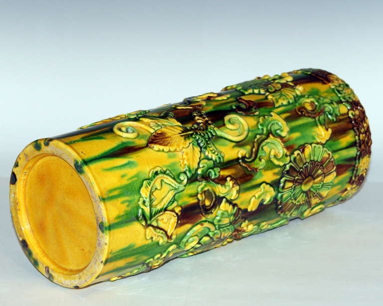 Antique Awaji Pottery Sancai Glaze Brush Pot Vase Applied Chrysanthemums In Excellent Condition In Wilton, CT