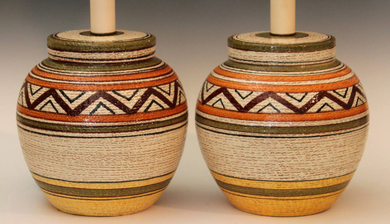 Turned Pair of Vintage Bitossi Italian Art Pottery Navajo Tribal Lamps