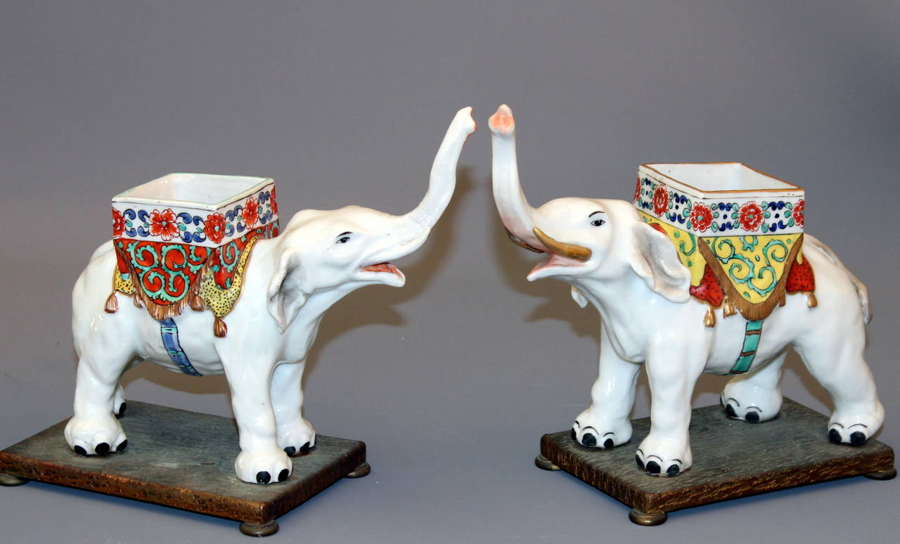 Pair of Antique French Samson Paris Porcelain Kakiemon Elephants 4