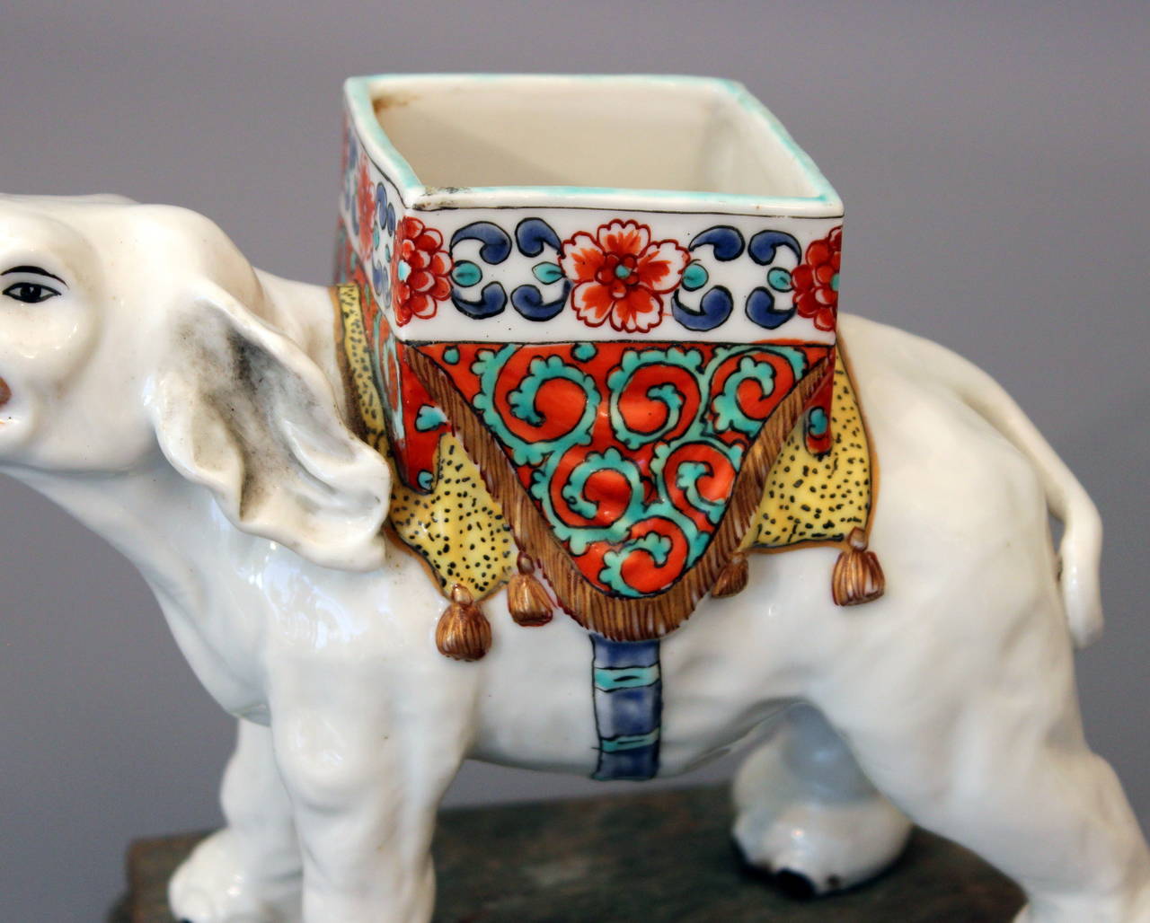 Pair of Antique French Samson Paris Porcelain Kakiemon Elephants 2
