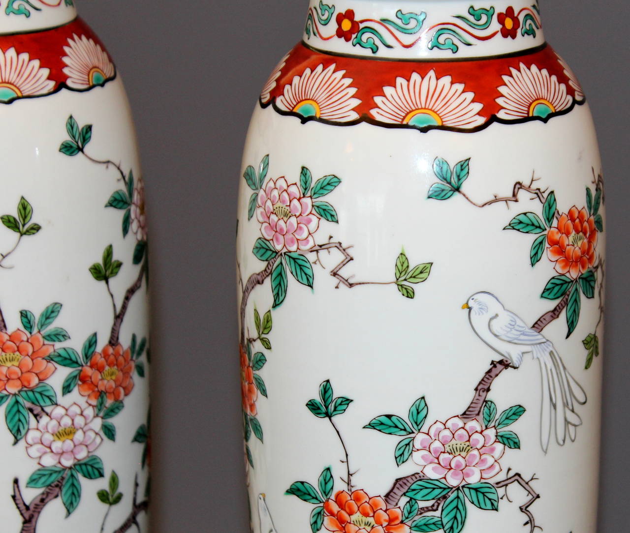 Matched Pair Vintage Japanese Porcelain Famille Verte Lamps 3