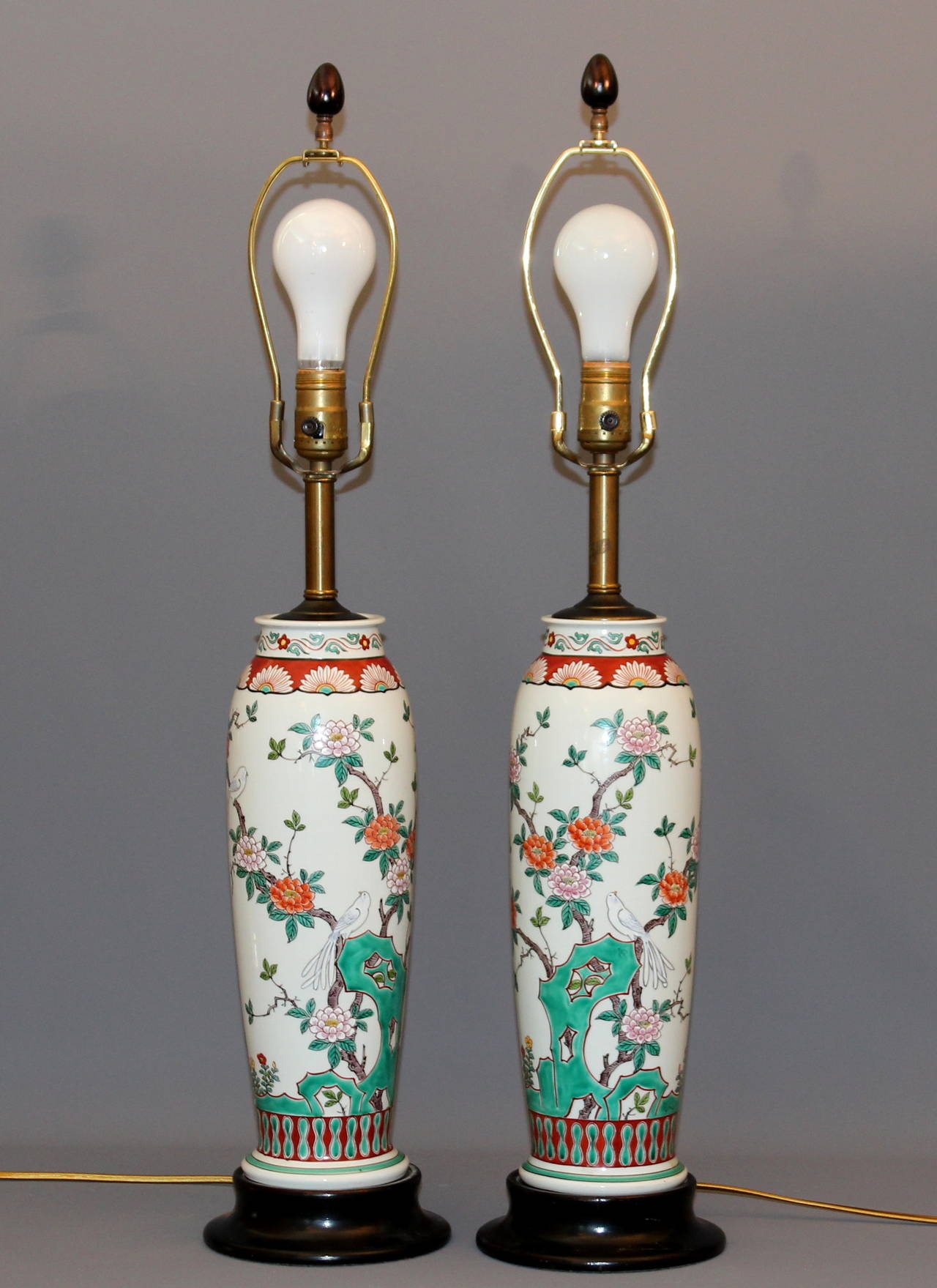 Matched Pair Vintage Japanese Porcelain Famille Verte Lamps In Excellent Condition In Wilton, CT
