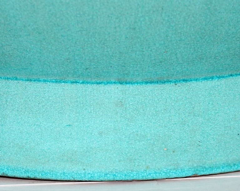 Grand vase bouteille Kyoto-Awaji en émail craquelé bleu ciel en vente 1