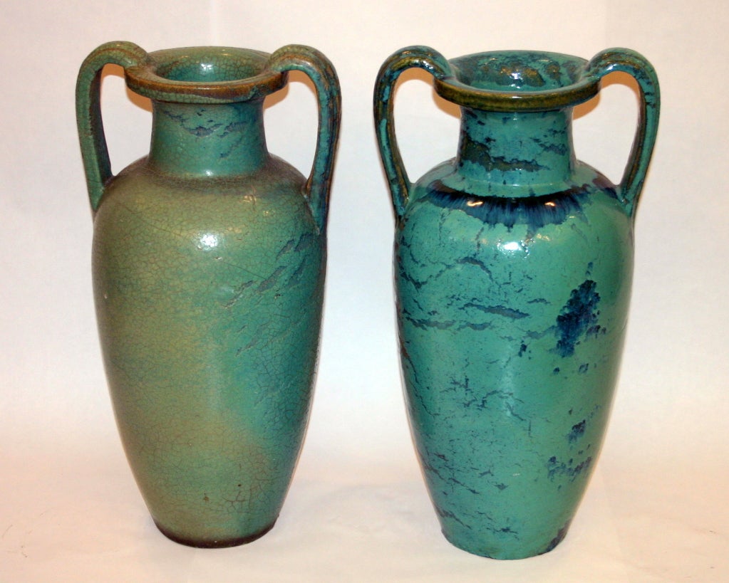 Large Pair Antique Galloway Urns Vases In Excellent Condition In Wilton, CT