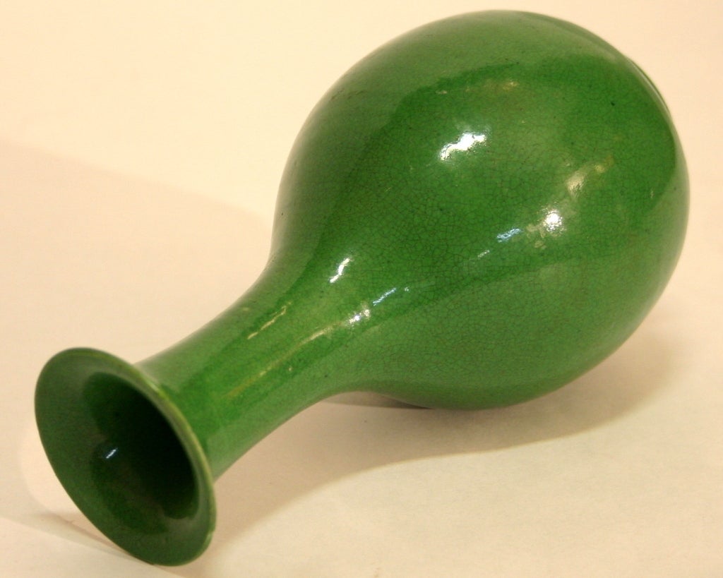 green chinese vase