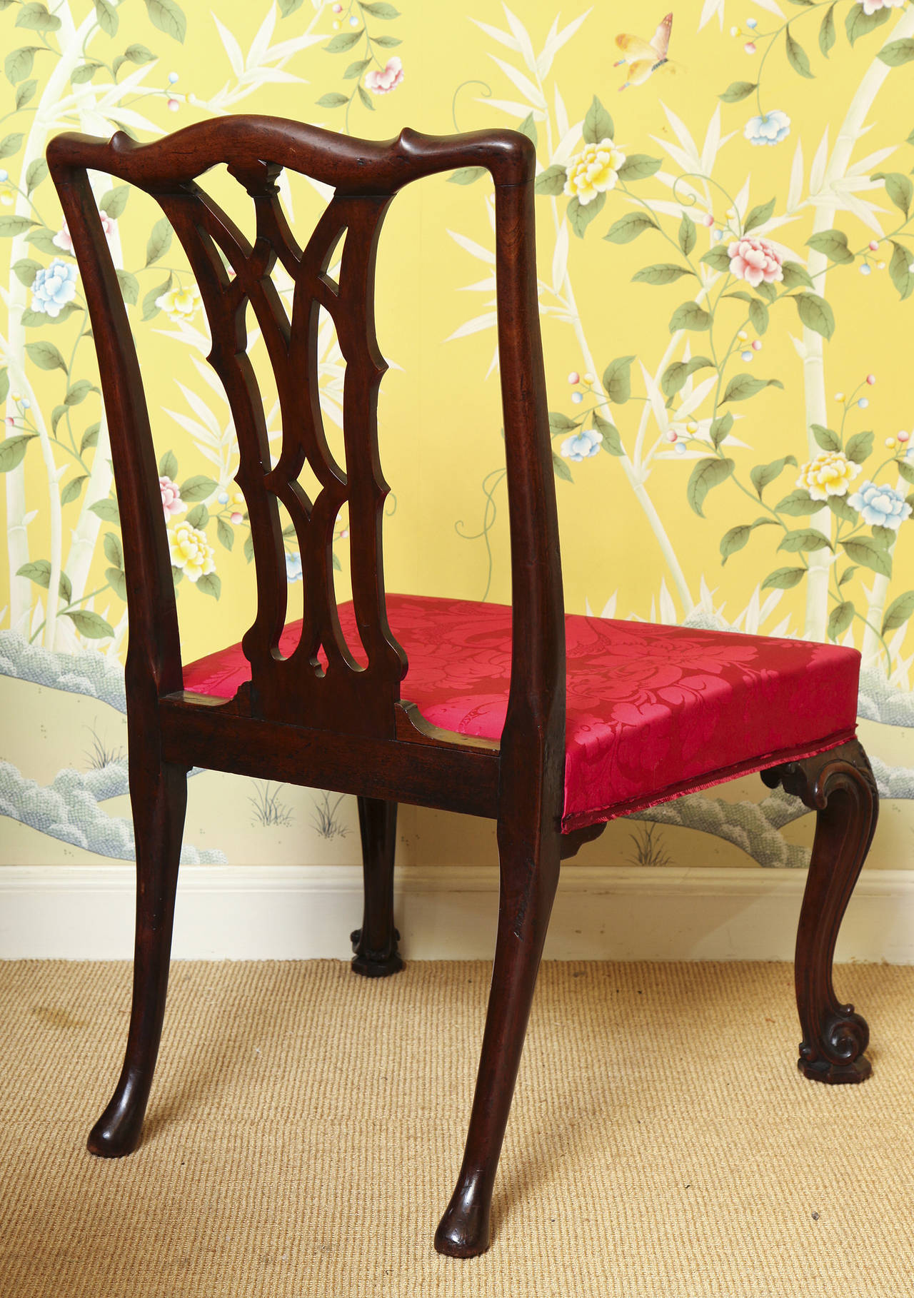 Beech Pair of Antique Irish Chippendale Carved Mahogany Game Chairs, Irish, circa 1770 For Sale