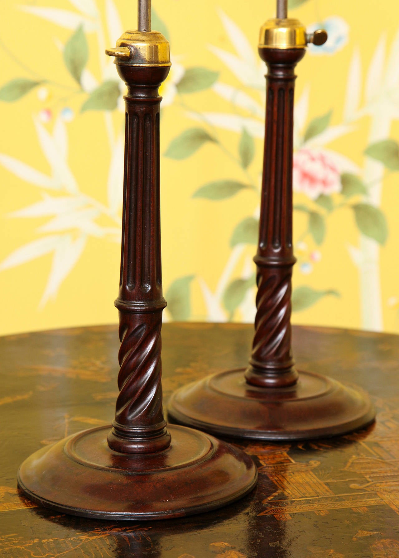 Pair of George III Mahogany Brass and Steel Candlesticks, English, circa 1765 In Excellent Condition For Sale In New York, NY