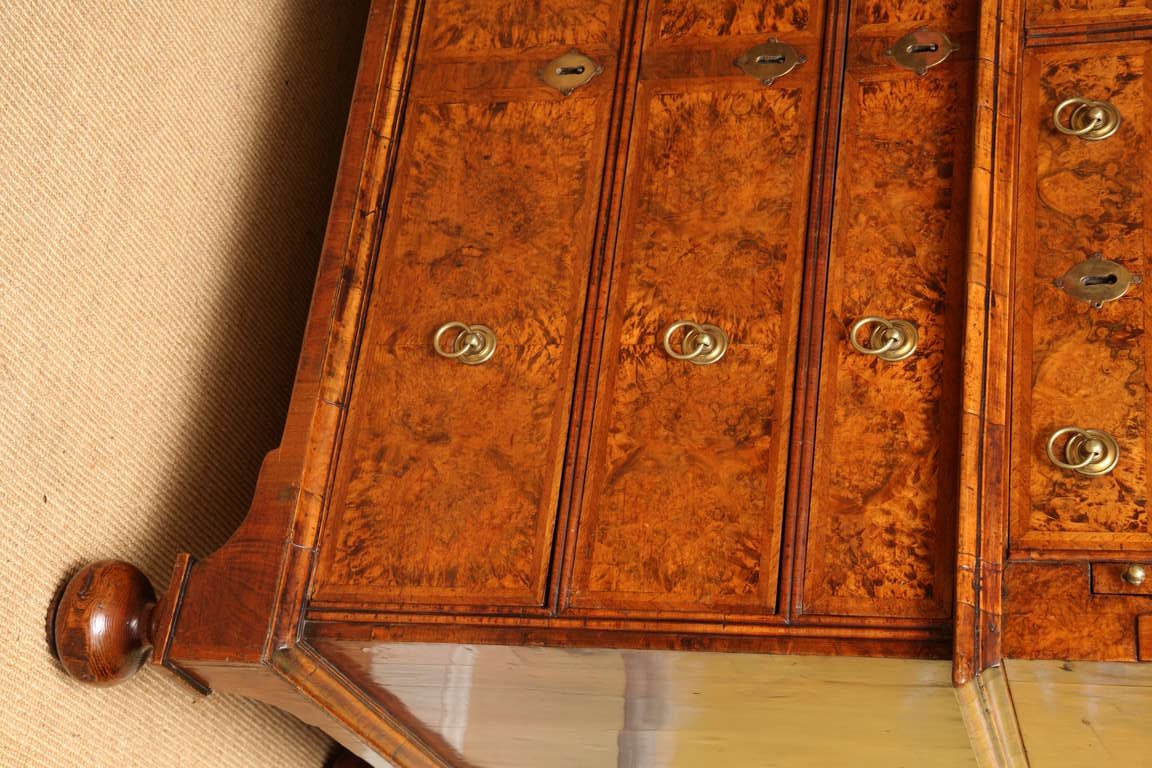 The Walton Hall Queen Anne Burl Walnut Secretary Bookcase, English, circa 1705 For Sale 2