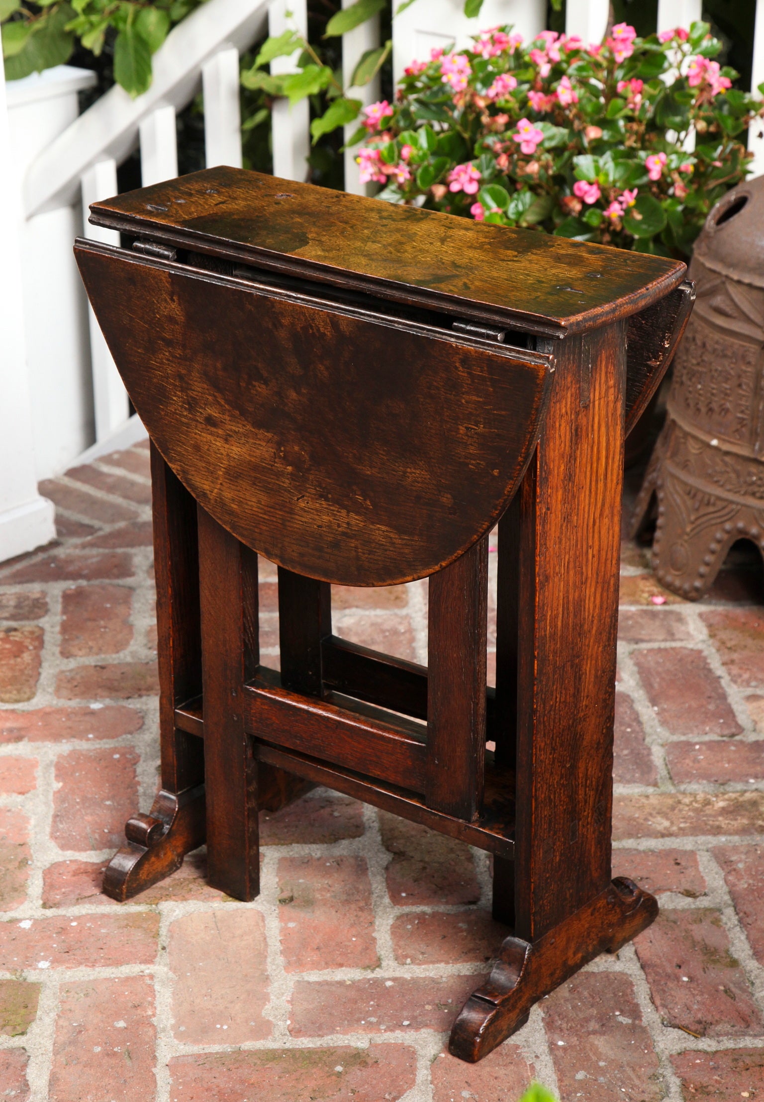 Hand-Crafted Diminutive Charles II Solid Oak Gate-Leg Table, English, circa 1660 For Sale