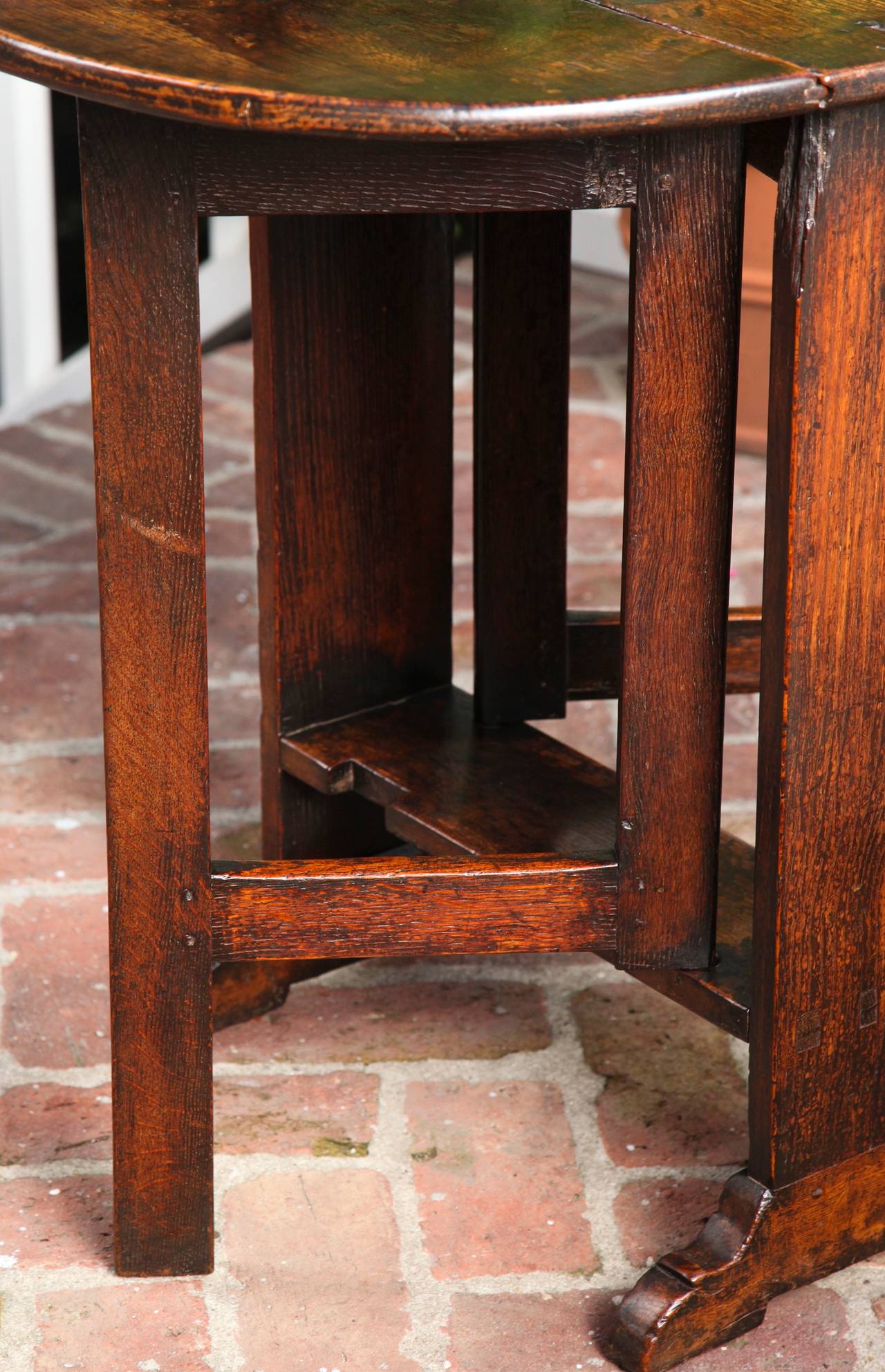 Diminutive Charles II Solid Oak Gate-Leg Table, English, circa 1660 For Sale 2
