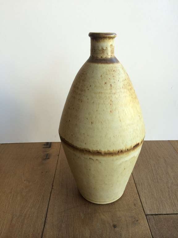 Japanese Vase In Excellent Condition In West Hollywood, CA