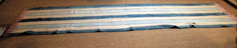 Excellent dhurrie runner. Hand-woven from India.