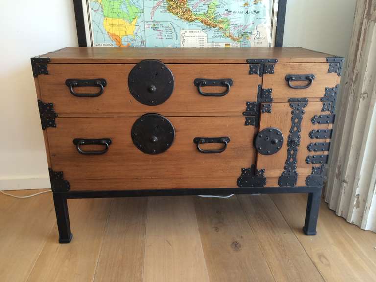 5 Drawer Japanese Tansu Cabinet with Black hardware