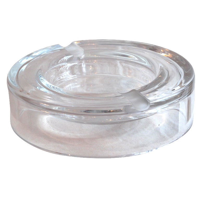 Midcentury Round Crystal Ashtray at 1stdibs