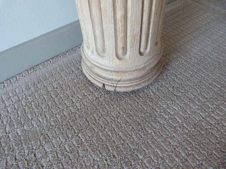 Carved Wood Corinthian Style Column In Fair Condition For Sale In Corona Del Mar, CA
