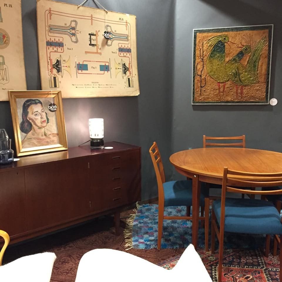 Teck Table de salle à manger ronde en teck suédois moderne du milieu du siècle dernier en vente