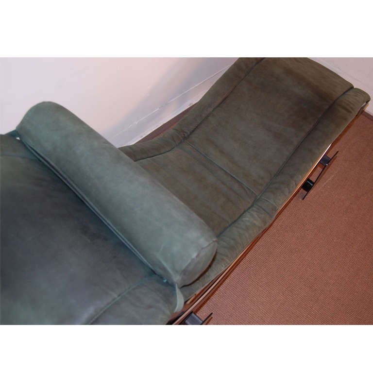 Le Corbusier LC4 Green Leather Chaise Longue In Excellent Condition In Atlanta, GA