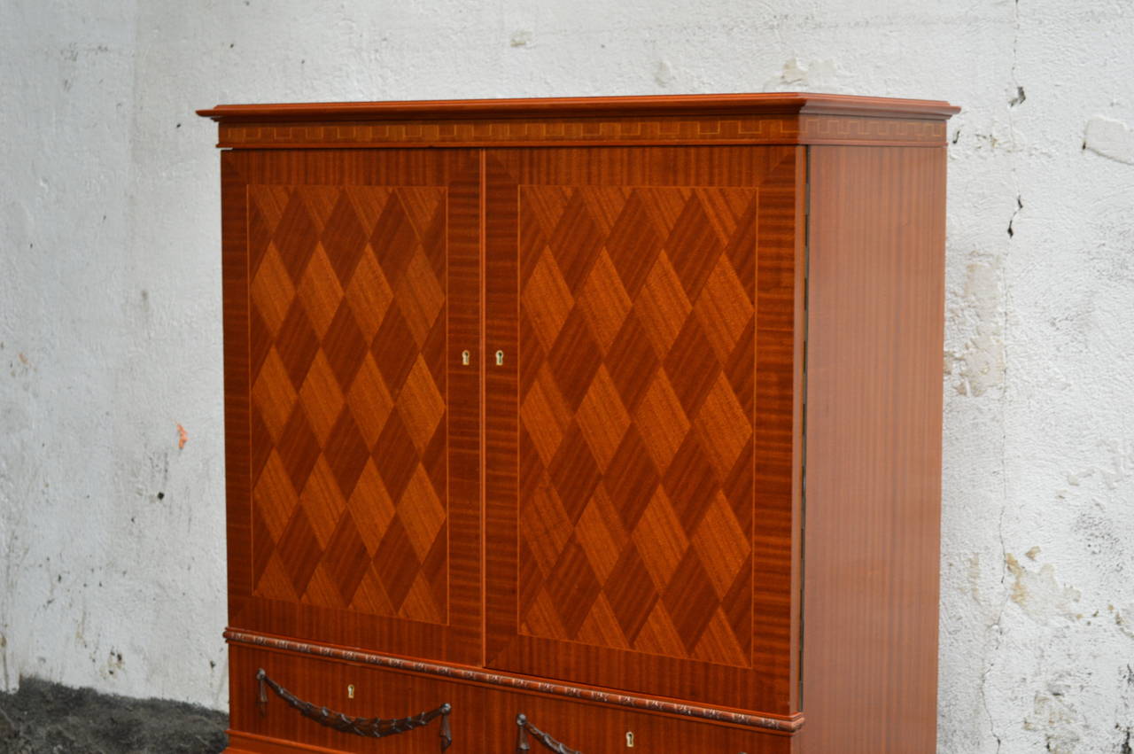 Swedish Gustavian Style Mahogany Linen or Bar Cabinet In Excellent Condition In Atlanta, GA