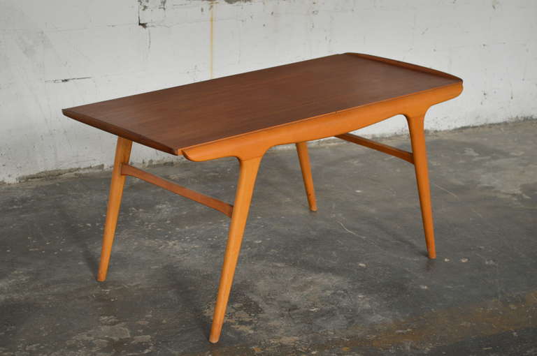 Danish Mid Century Aerodynamic Expanding Coffee Table 3