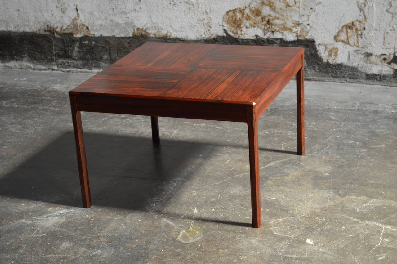 Swedish midcentury coffee table in rosewood with parquetry top made at String Seffle in Southern Sweden in the 1960's. Removable legs make this a very convenient piece to transport.