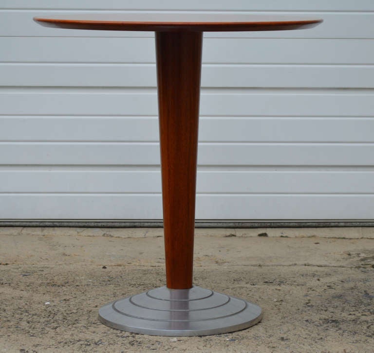 Scandinavian Modern Art Moderne Style Cafe' or End Pedestal Table with Metal Base