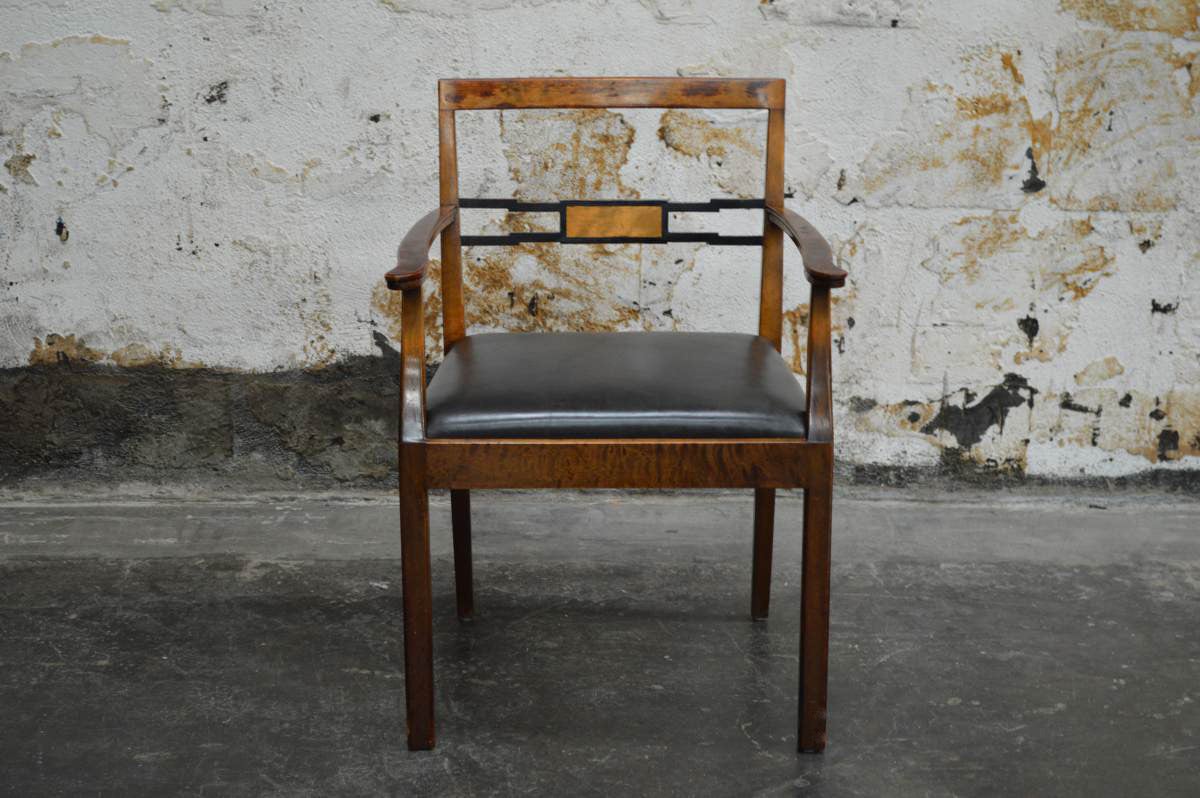 Swedish Art Deco Side Accent Armchair In Excellent Condition In Atlanta, GA