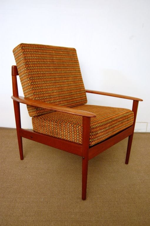 Pair of Danish Mid-Century Modern Colorful Teak Lounge Armchairs For Sale 1