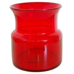 Schwedische rote Vase aus Kunstglas von Erik Höglund für Boda