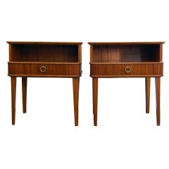 Exceptional Pair of Mahogany Night Stands or End Tables 8