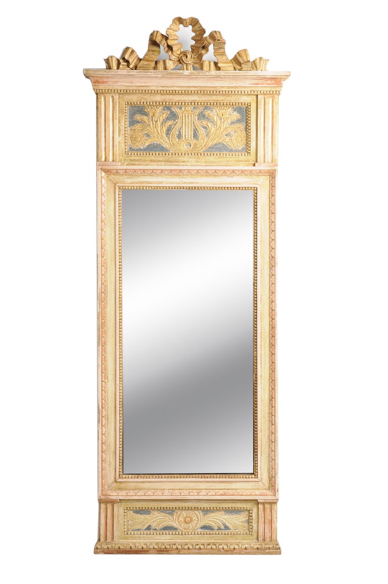 Swedish Late Gustavian giltwood and painted mirror For Sale