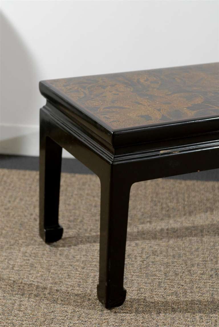 Black Lacqured Chinese Style Coffee Table For Sale 1