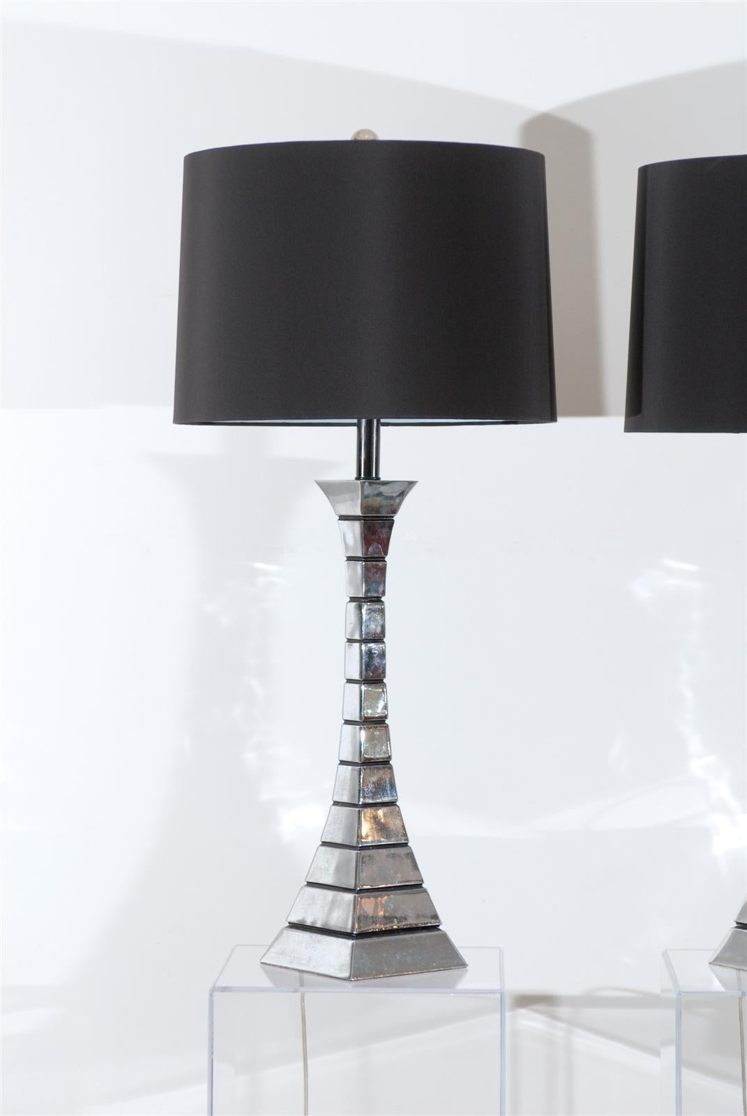 Pair of Midcentury Lamps in Chrome For Sale 1