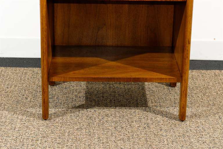 A Rare and Wonderful Pair of Widdicomb End Tables/Night Stands in Walnut In Excellent Condition In Atlanta, GA