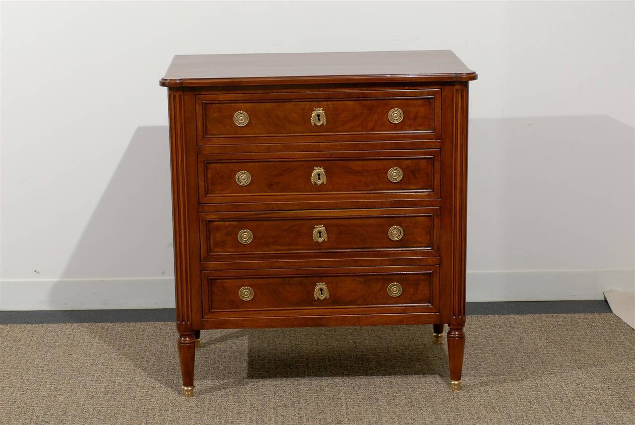Early 19th Century Louis XVI Four-Drawer Commode 2