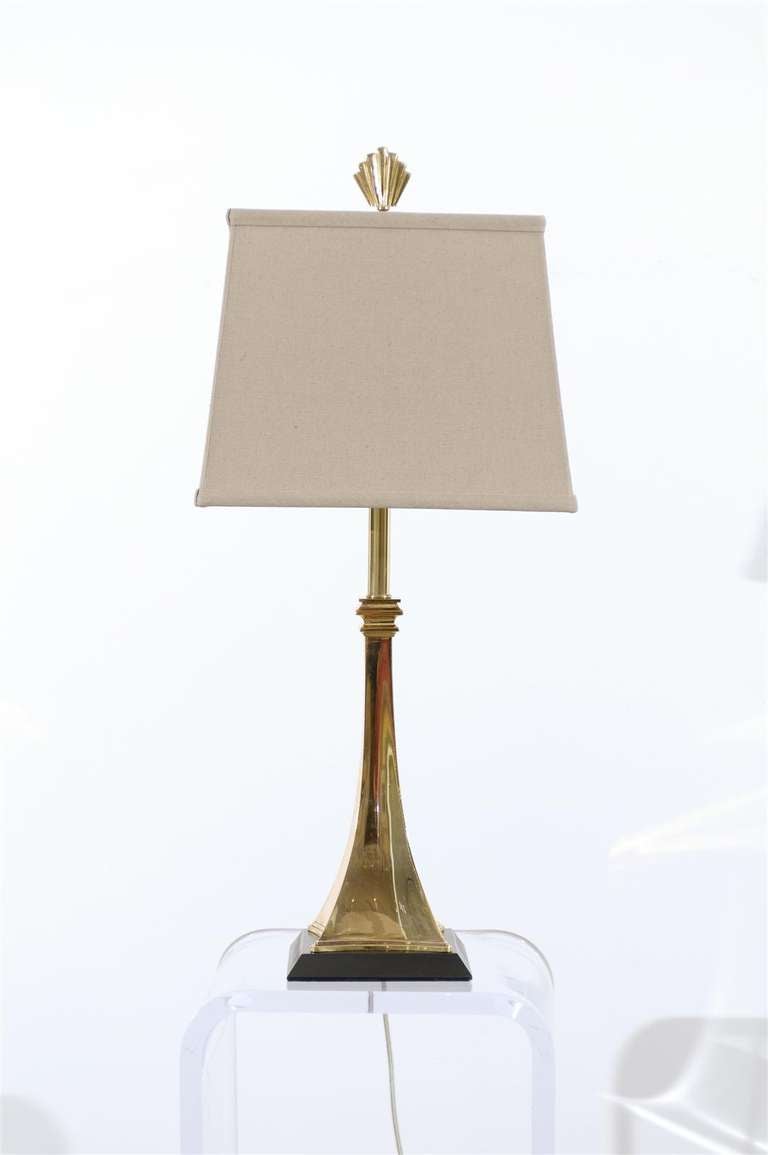 Mid-20th Century Elegant Pair of Modern Lamps in Brass