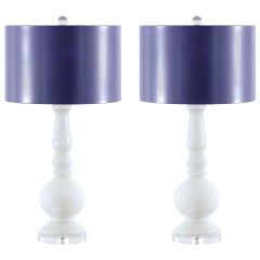 Retro Stellar Pair of Pure White Murano Lamps with Lacquer Shades