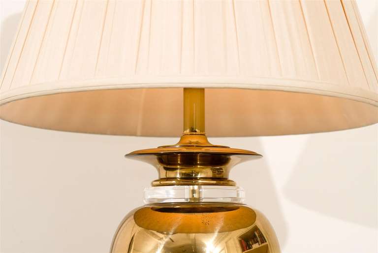Wunderschönes Paar moderner Ingwerglas-Lampen aus Messing im Zustand „Hervorragend“ im Angebot in Atlanta, GA