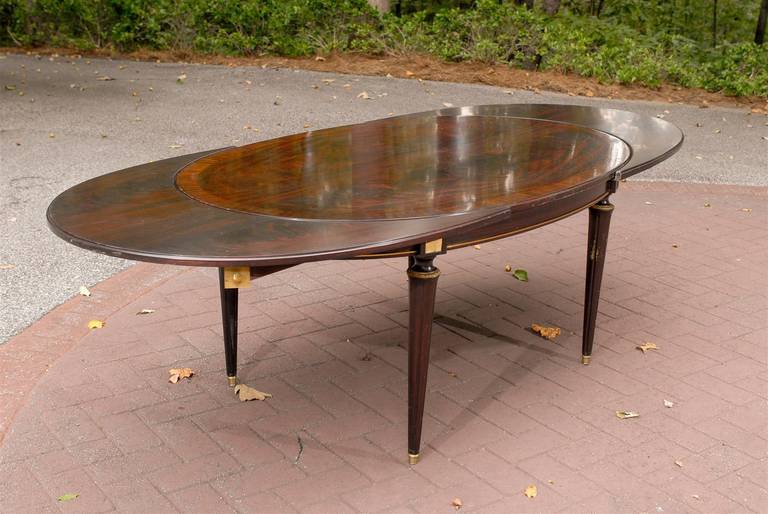 Unusual Flame Mahogany Dining Table Attributed to Maison Jansen For Sale 4