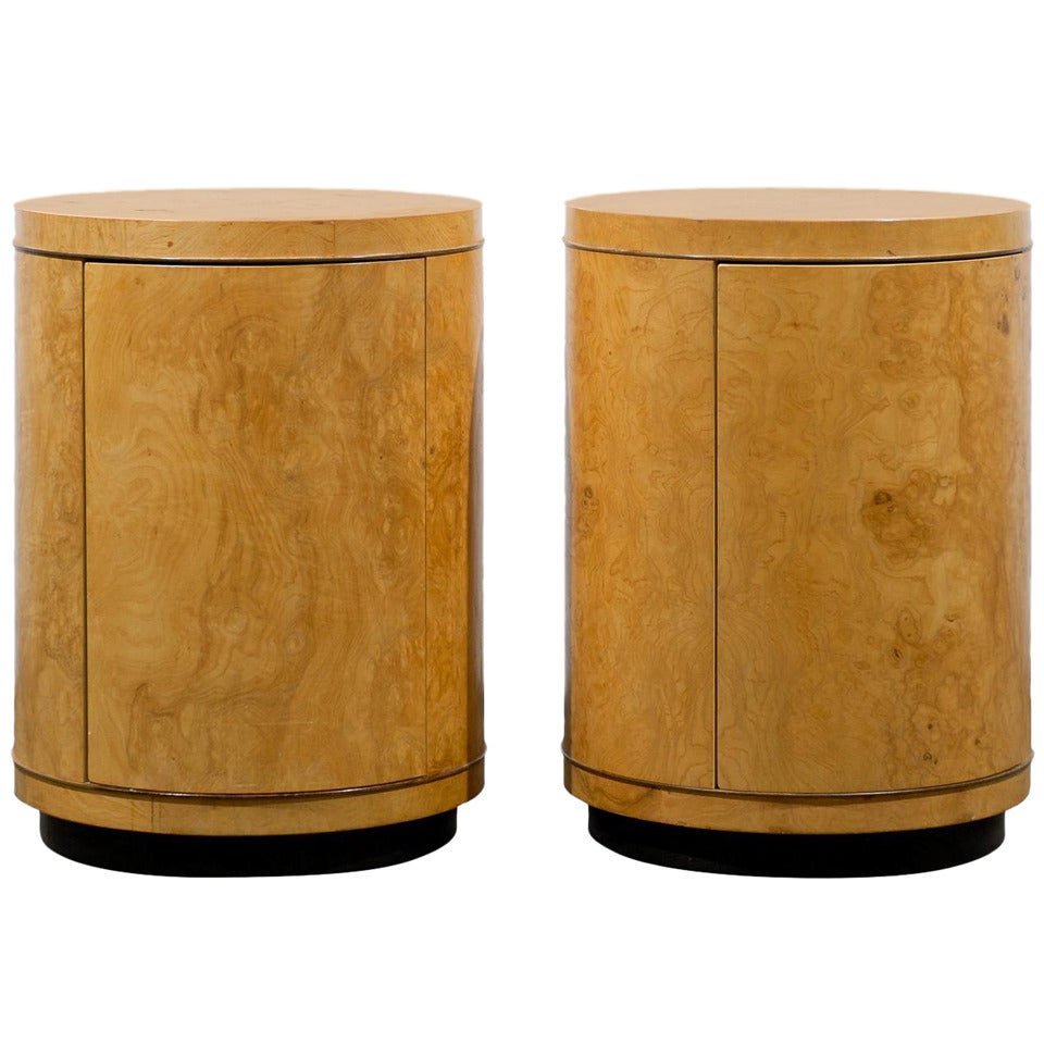 Dramatic Pair of Vintage Henredon End Tables or Night Stands in Olive Wood