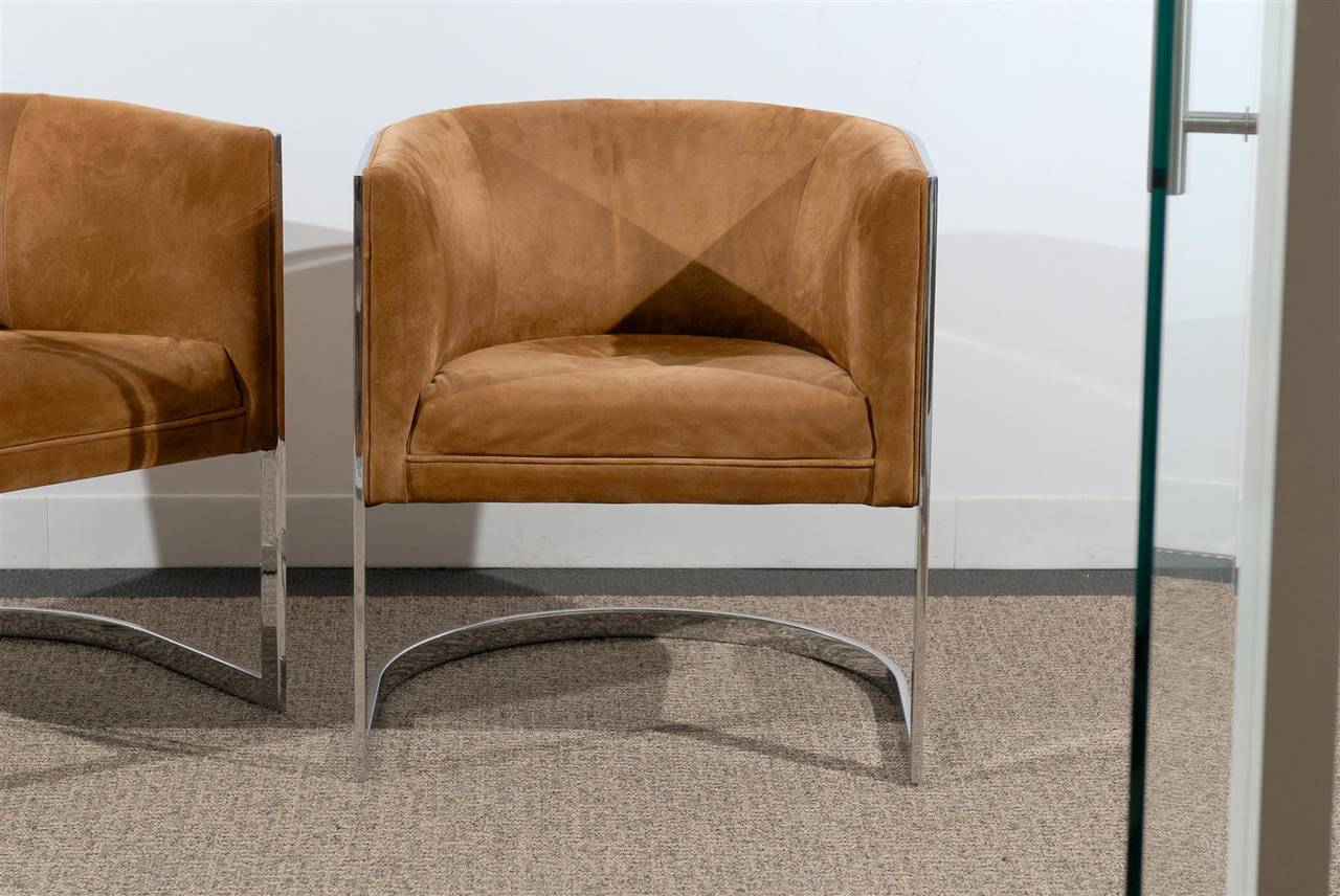 Pair of Tub Chairs Upholstered in Suede 4