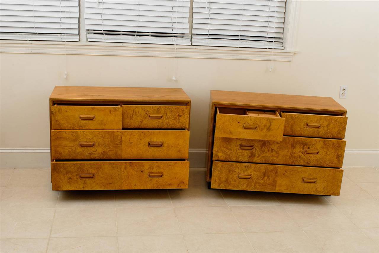 Late 20th Century Stunning Restored Pair of Olivewood Chests by Henredon, circa 1980 For Sale