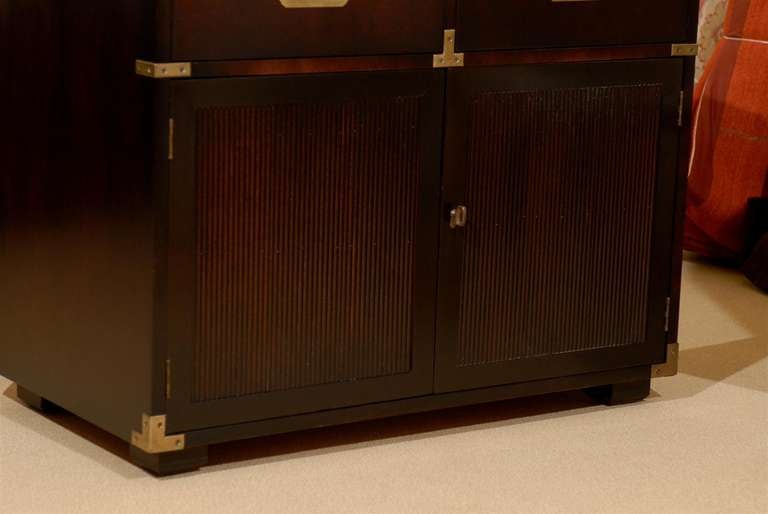 American Handsome Restored Pair of Vintage Henredon Campaign Chests in Espresso Lacquer For Sale