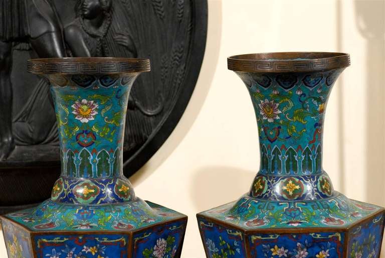 Chinese Pair of Beautiful Cloisonne Urns