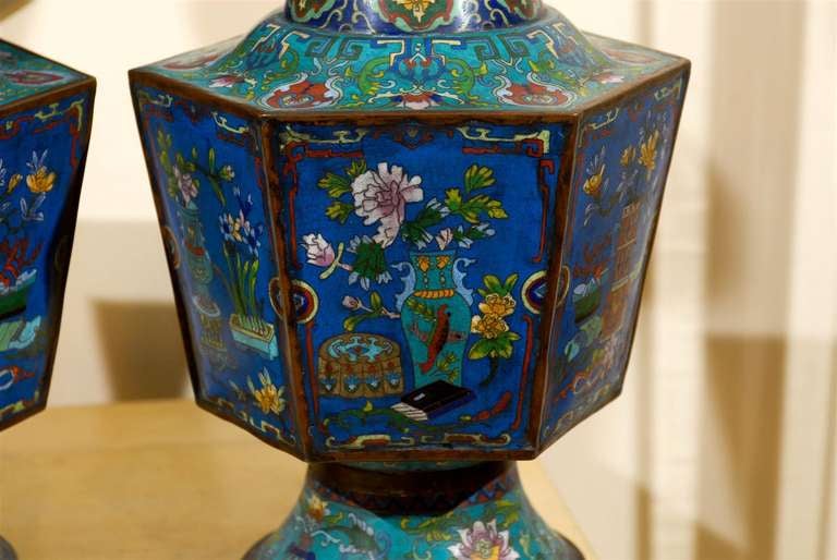 19th Century Pair of Beautiful Cloisonne Urns