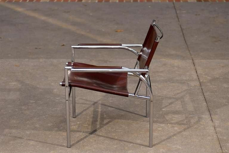 Striking Pair of Tubular Chrome Lounge/Club Chairs in Cordovan Leather 1