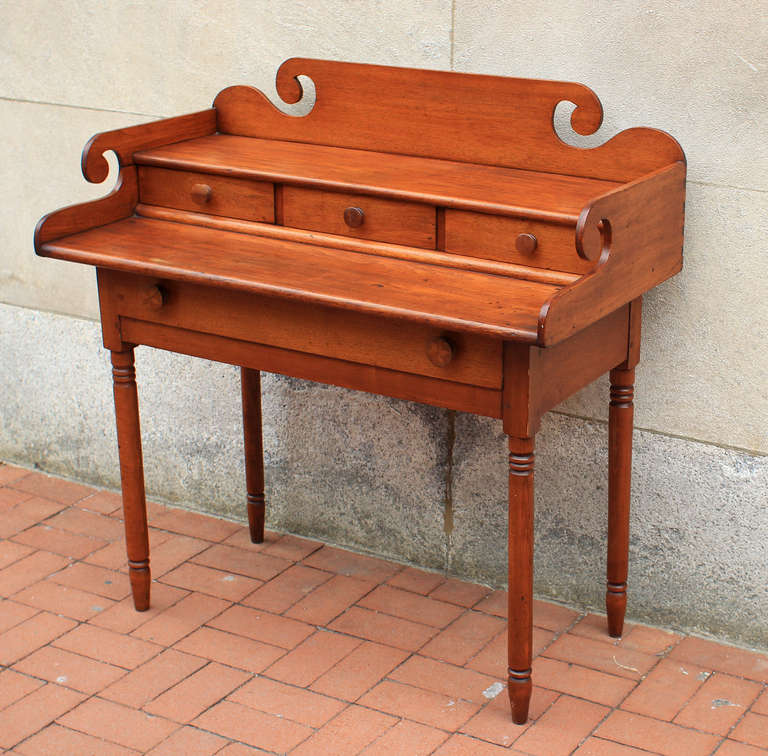 American New England Writing Desk, 19th Century For Sale