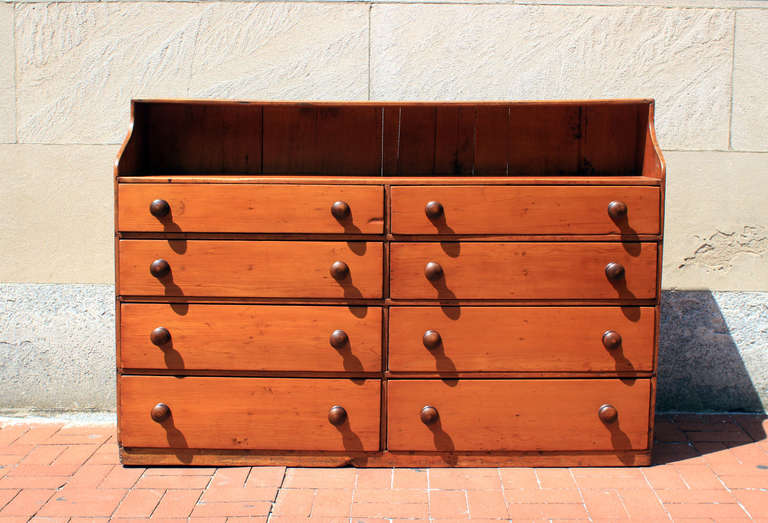 American Long Leaf Pine Double Chest, circa 1850 In Good Condition In Philadelphia, PA