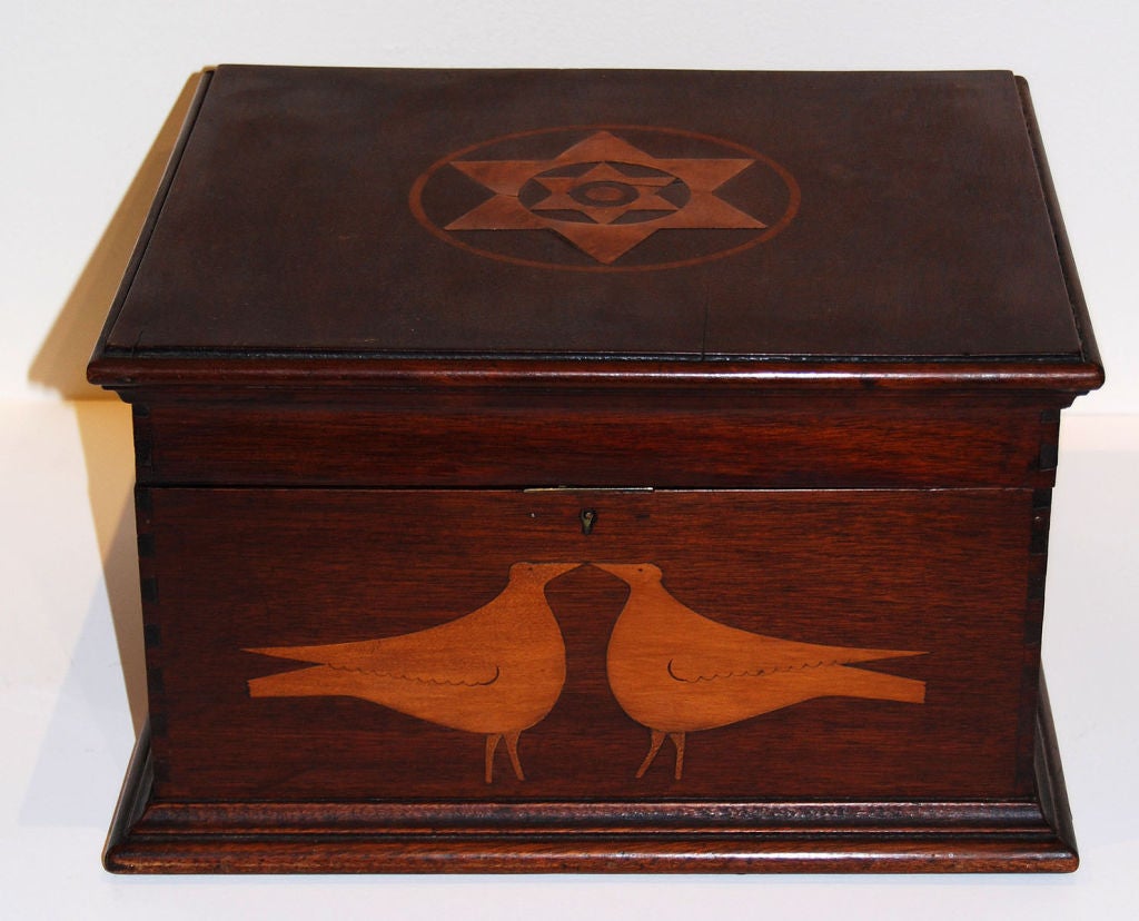Inlaid Box: Two Birds and Stars, 19th c, American In Excellent Condition In Philadelphia, PA