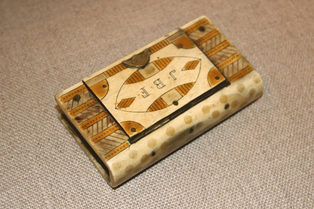 18th c. Horn & Brass Snuff Box 1